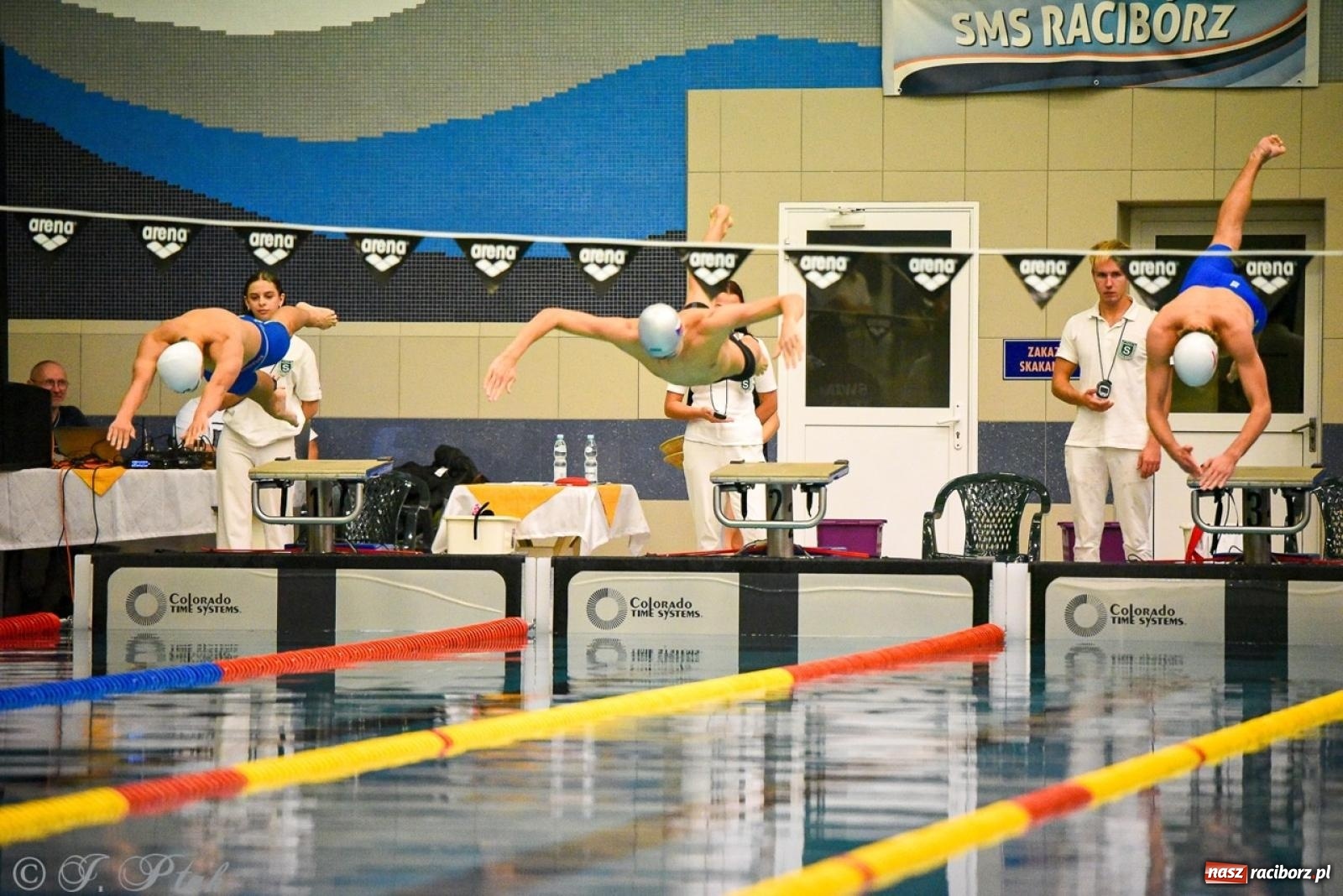 Zdjęcie w galerii na portalu naszraciborz.pl: Rywalizacja pływacka o Puchar Marszałka Województwa Śląskiego na krótkim basenie w Raciborzu wiadomości z regionu