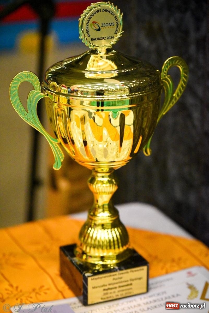 Zdjęcie w galerii na portalu naszraciborz.pl: Rywalizacja pływacka o Puchar Marszałka Województwa Śląskiego na krótkim basenie w Raciborzu wiadomości z regionu