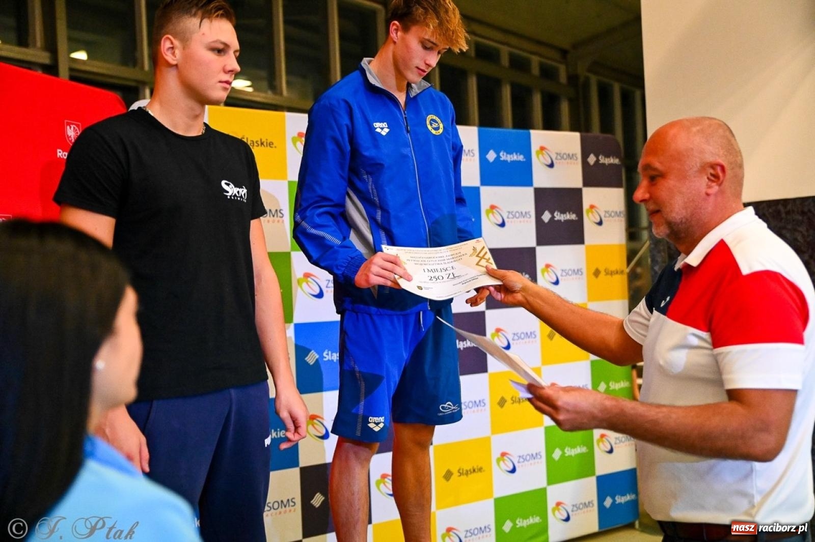 Zdjęcie w galerii na portalu naszraciborz.pl: Rywalizacja pływacka o Puchar Marszałka Województwa Śląskiego na krótkim basenie w Raciborzu wiadomości z regionu