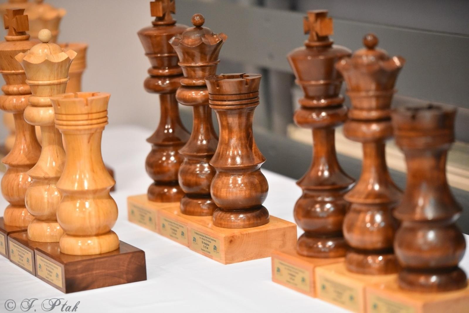 Zdjęcie w galerii na portalu naszraciborz.pl: V Międzynarodowy Memoriał Szachowy Alfreda Chrobaka – Zacięta rywalizacja w Raciborzu wiadomości z regionu