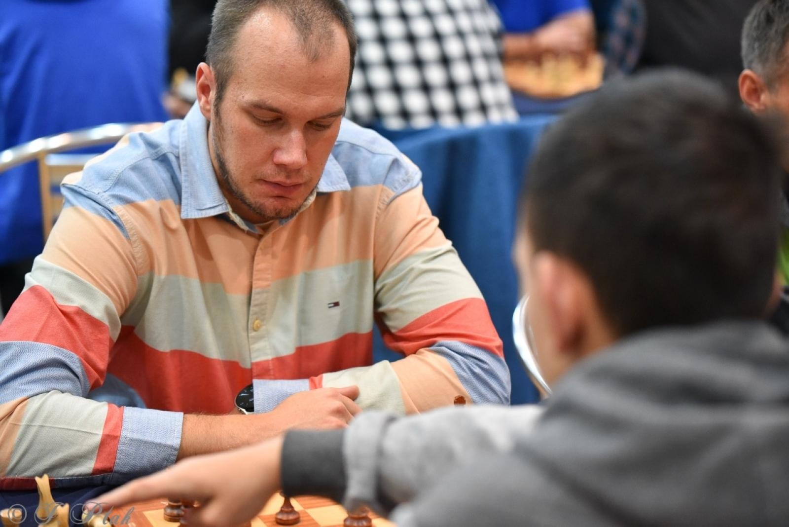 Zdjęcie w galerii na portalu naszraciborz.pl: V Międzynarodowy Memoriał Szachowy Alfreda Chrobaka – Zacięta rywalizacja w Raciborzu wiadomości z regionu