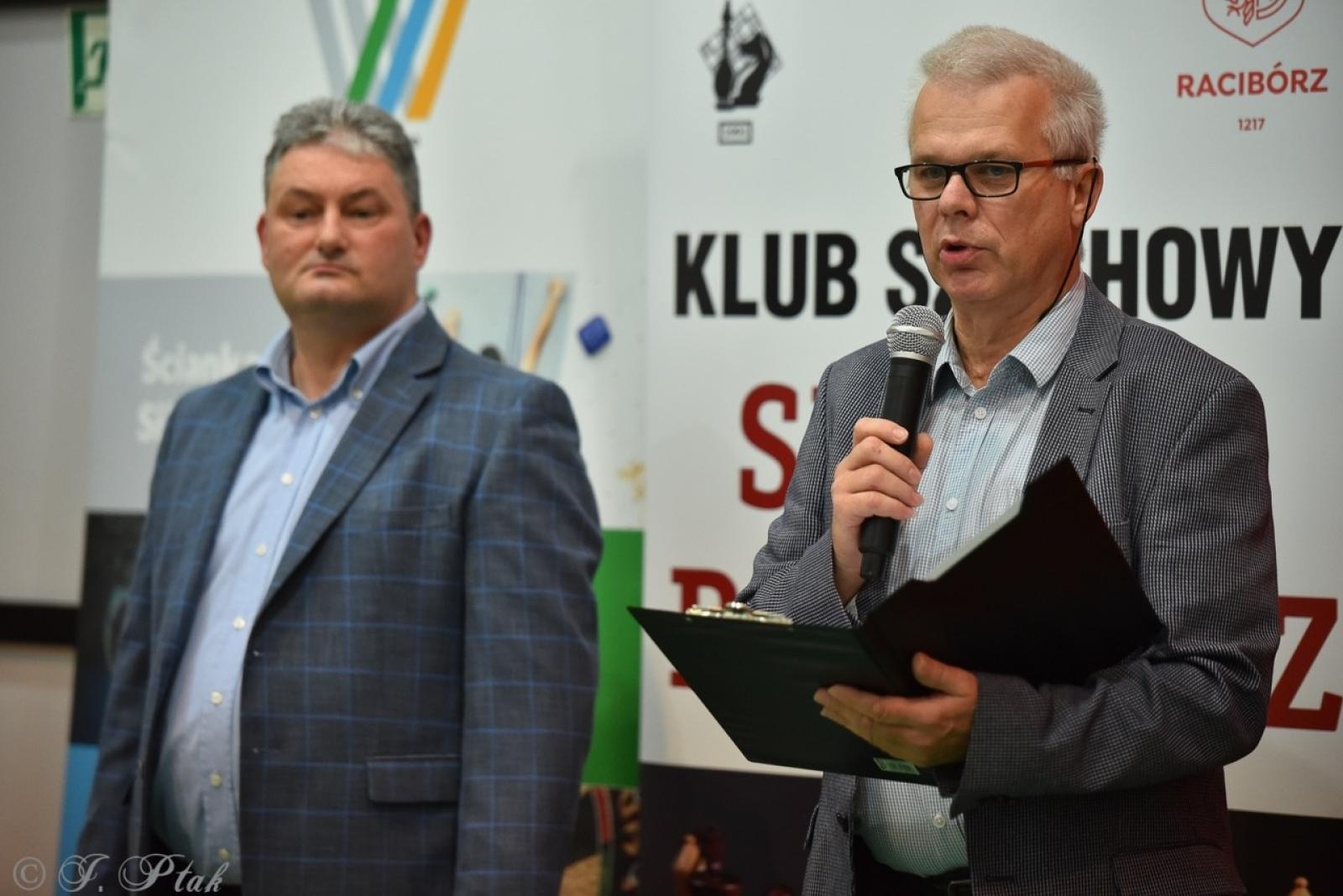 Zdjęcie w galerii na portalu naszraciborz.pl: V Międzynarodowy Memoriał Szachowy Alfreda Chrobaka – Zacięta rywalizacja w Raciborzu wiadomości z regionu