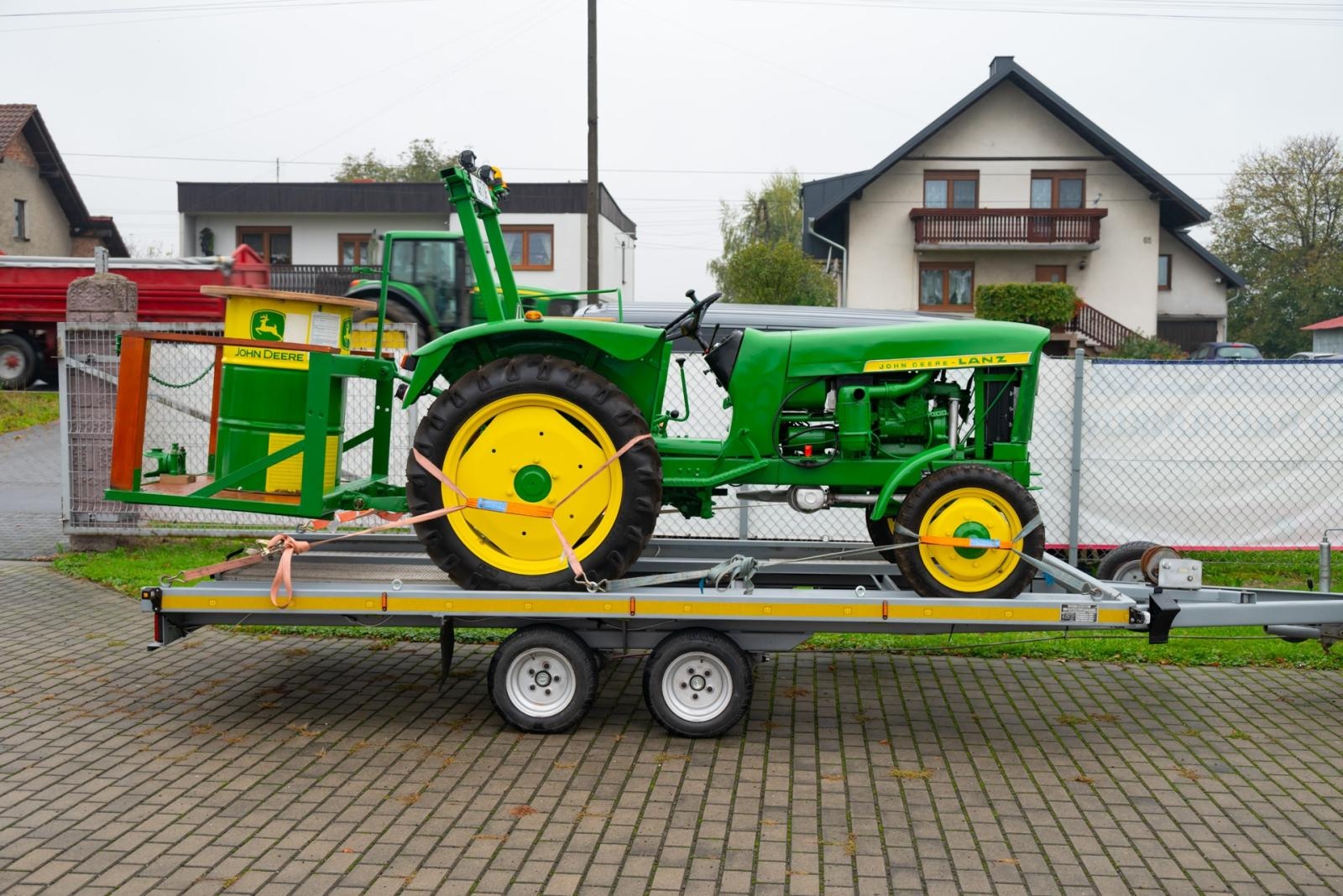 Zdjęcie w galerii na portalu naszraciborz.pl: Jesienny zlot samochodów zabytkowych w Zabełkowie wiadomości z regionu