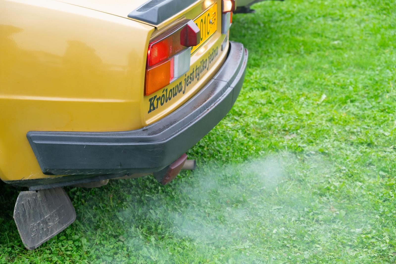 Zdjęcie w galerii na portalu naszraciborz.pl: Jesienny zlot samochodów zabytkowych w Zabełkowie wiadomości z regionu