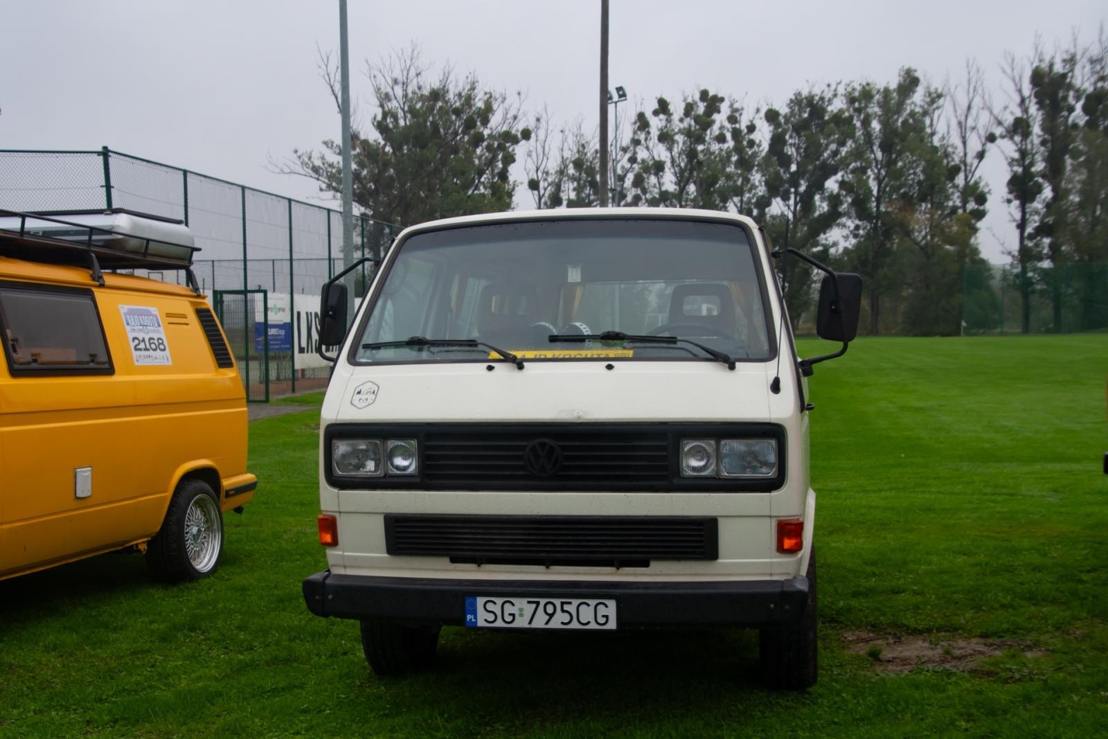 Zdjęcie w galerii na portalu naszraciborz.pl: Jesienny zlot samochodów zabytkowych w Zabełkowie wiadomości z regionu