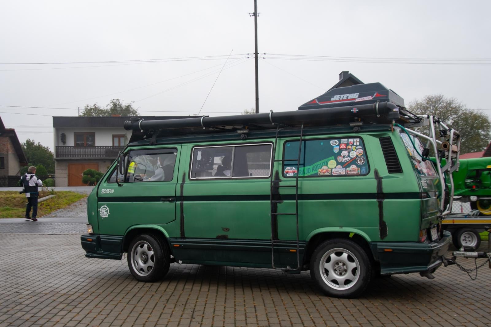 Zdjęcie w galerii na portalu naszraciborz.pl: Jesienny zlot samochodów zabytkowych w Zabełkowie wiadomości z regionu