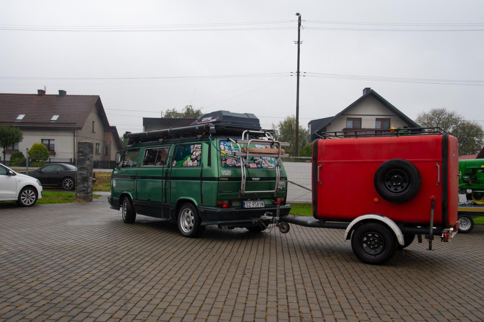 Zdjęcie w galerii na portalu naszraciborz.pl: Jesienny zlot samochodów zabytkowych w Zabełkowie wiadomości z regionu
