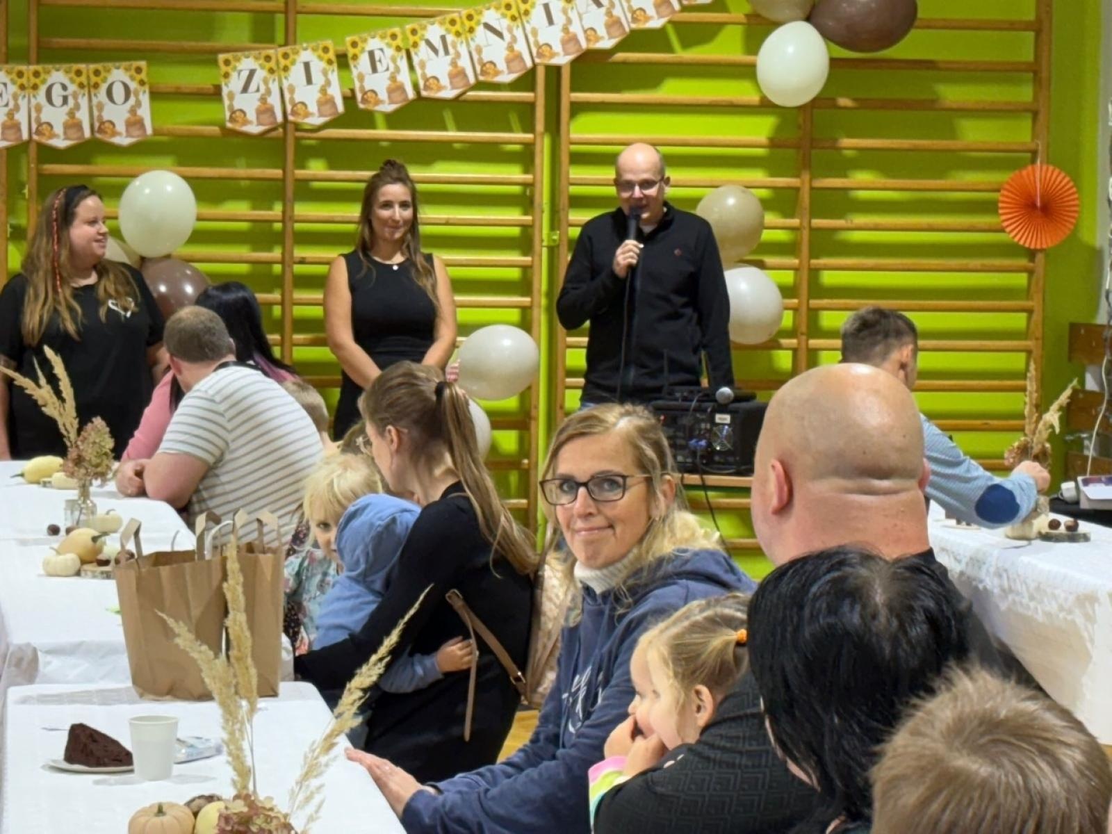 Zdjęcie w galerii na portalu naszraciborz.pl: Dzień Pieczonego Ziemniaka na Płoni: rodzinny festyn pełen atrakcji wiadomości z regionu