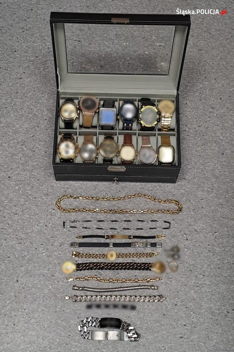 Zdjęcie w galerii na portalu naszraciborz.pl: CBŚP rozbiło w województwie śląskim gang odpowiedzialny za wymuszenia wiadomości z regionu