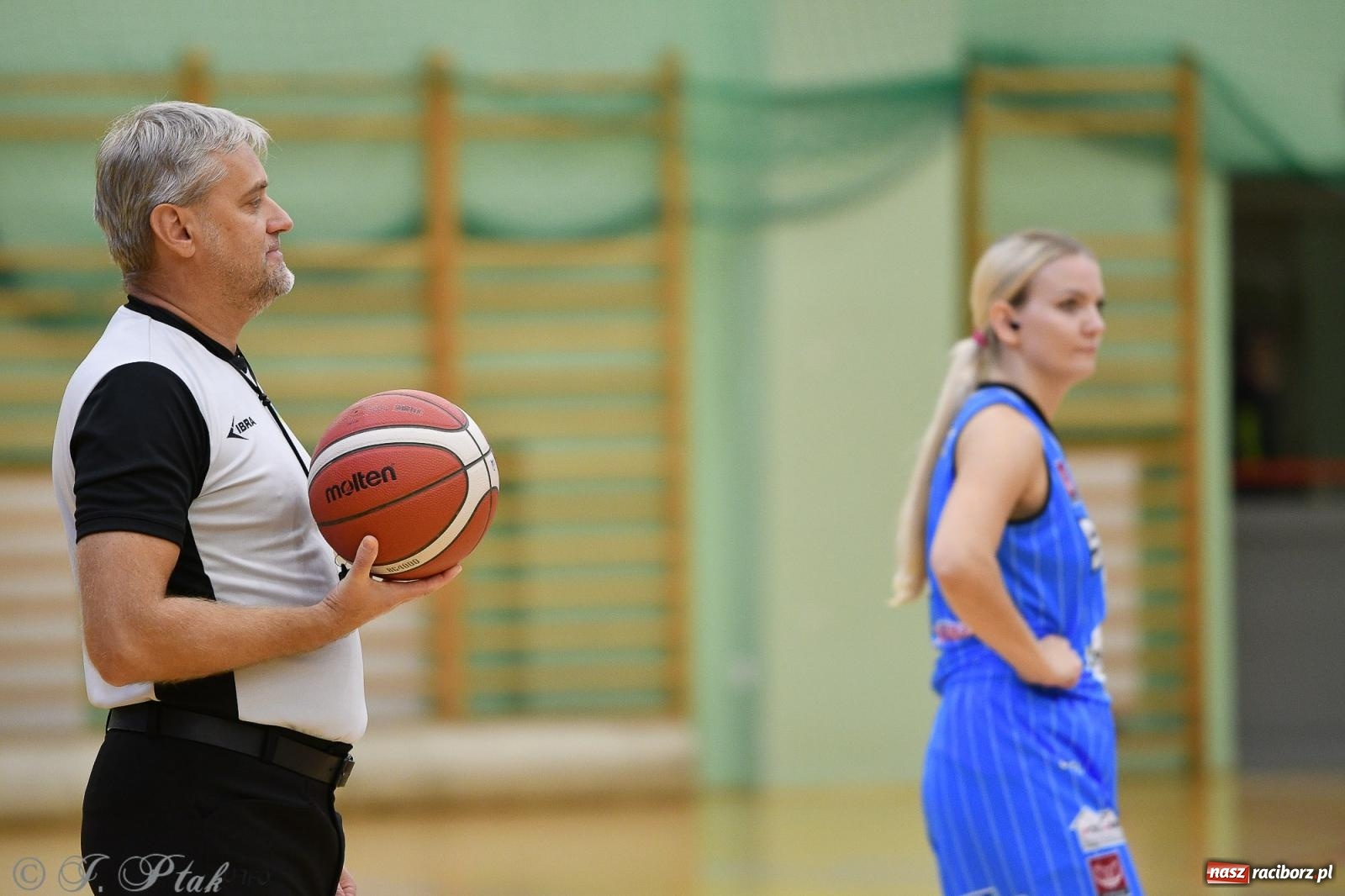 Zdjęcie w galerii na portalu naszraciborz.pl: Sparta Ziębice zdecydowanie lepsza od RKK AZS Racibórz [FOTO] wiadomości z regionu