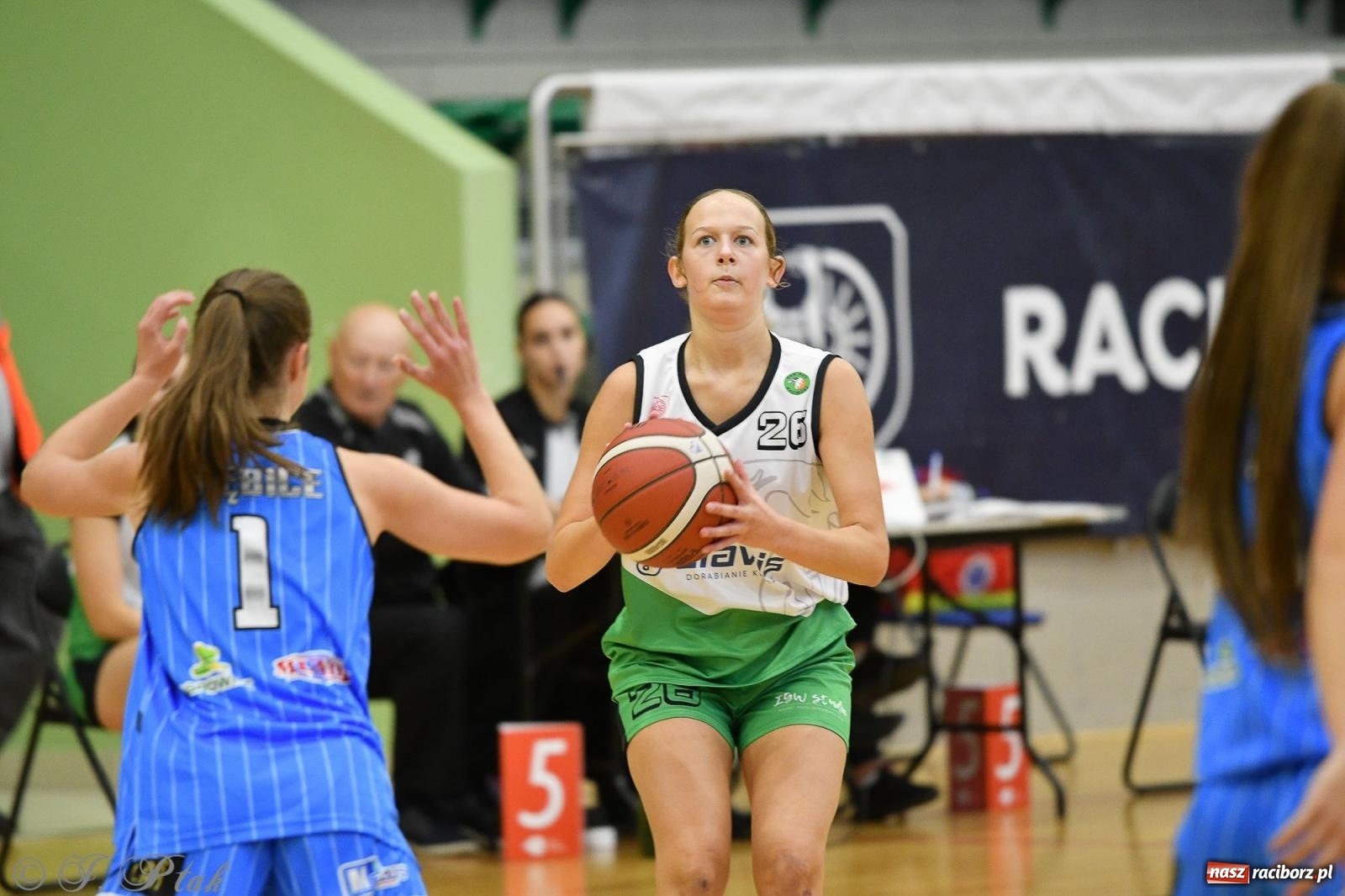 Zdjęcie w galerii na portalu naszraciborz.pl: Sparta Ziębice zdecydowanie lepsza od RKK AZS Racibórz [FOTO] wiadomości z regionu