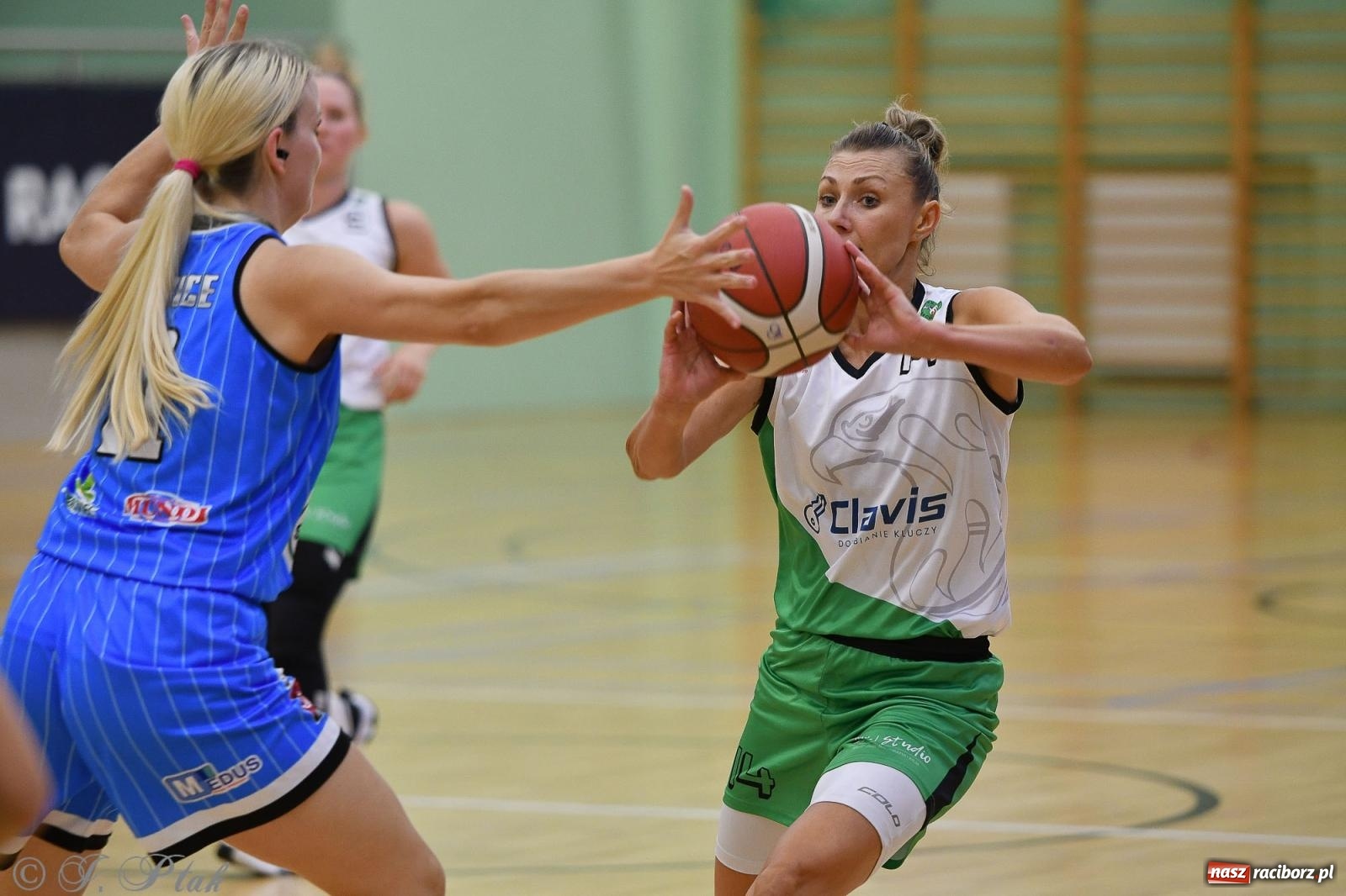 Zdjęcie w galerii na portalu naszraciborz.pl: Sparta Ziębice zdecydowanie lepsza od RKK AZS Racibórz [FOTO] wiadomości z regionu