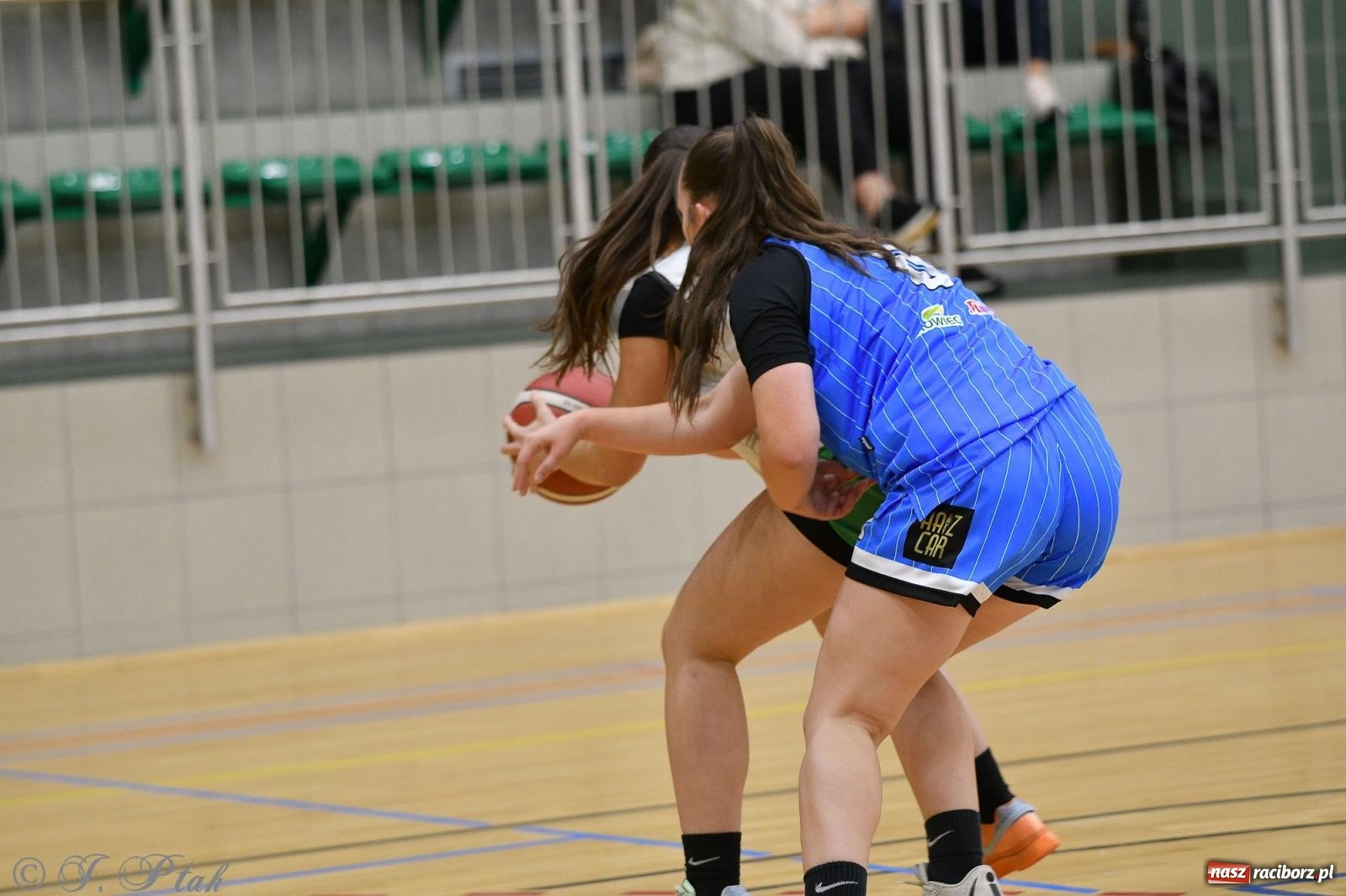 Zdjęcie w galerii na portalu naszraciborz.pl: Sparta Ziębice zdecydowanie lepsza od RKK AZS Racibórz [FOTO] wiadomości z regionu