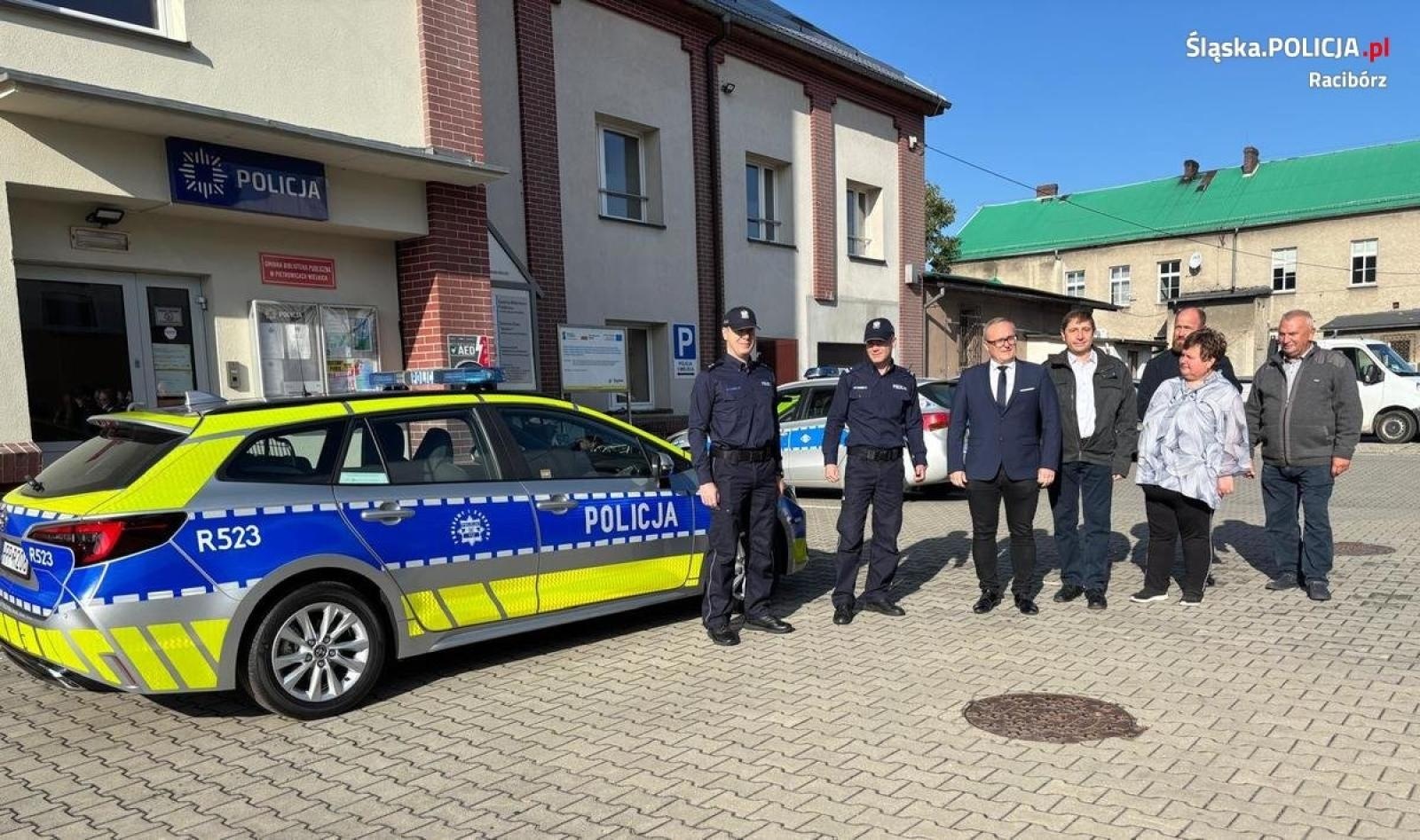 Zdjęcie w galerii na portalu naszraciborz.pl: Nowy kierownik Posterunku Policji w Pietrowicach Wielkich  wiadomości z regionu