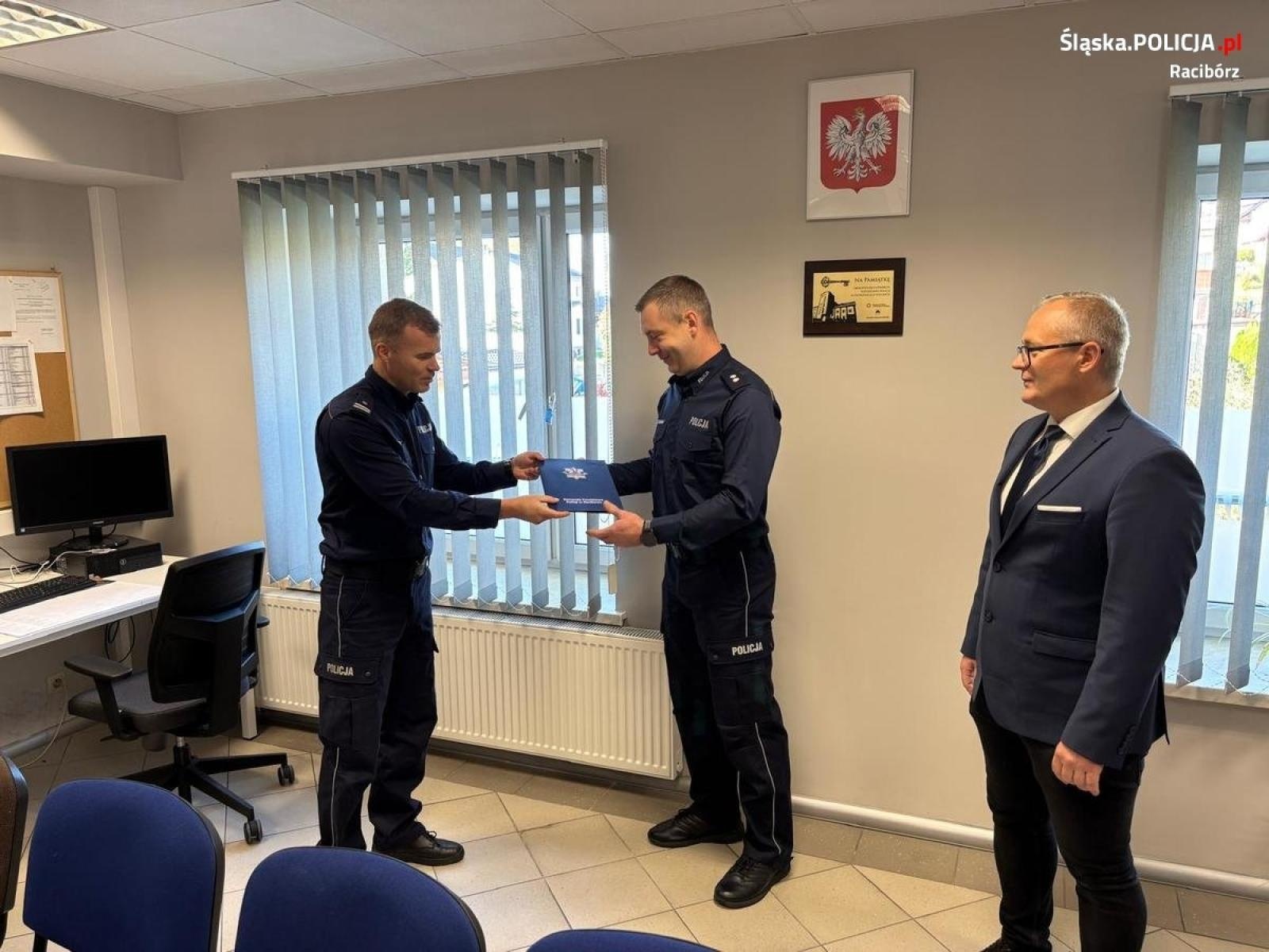 Zdjęcie w galerii na portalu naszraciborz.pl: Nowy kierownik Posterunku Policji w Pietrowicach Wielkich  wiadomości z regionu