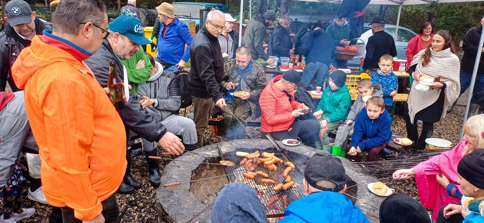 Zdjęcie w galerii na portalu naszraciborz.pl: Grzybiarze ziemi raciborskiej poszli na rekord. 250 osób zebrało prawie pół tony grzybów wiadomości z regionu