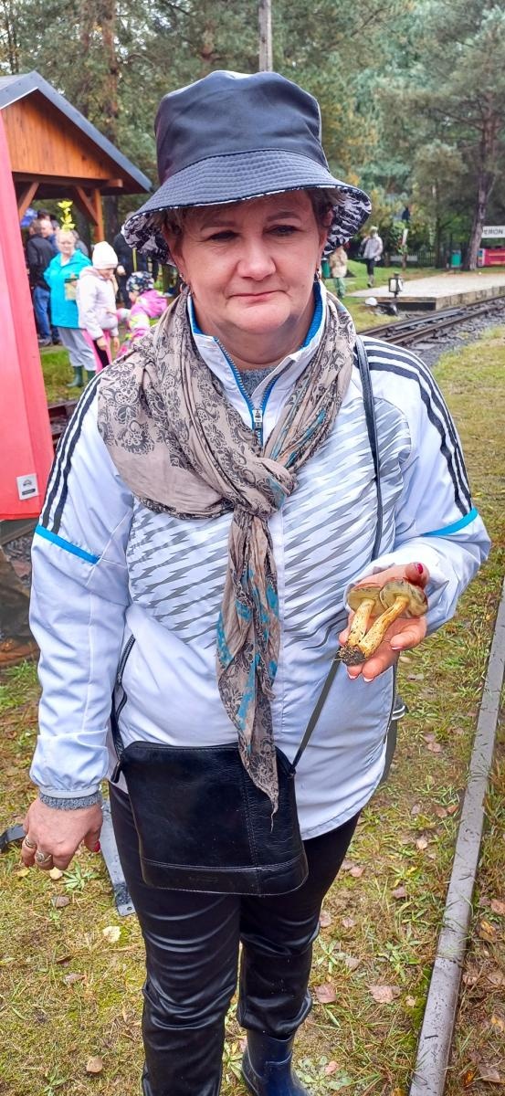 Zdjęcie w galerii na portalu naszraciborz.pl: Grzybiarze ziemi raciborskiej poszli na rekord. 250 osób zebrało prawie pół tony grzybów wiadomości z regionu