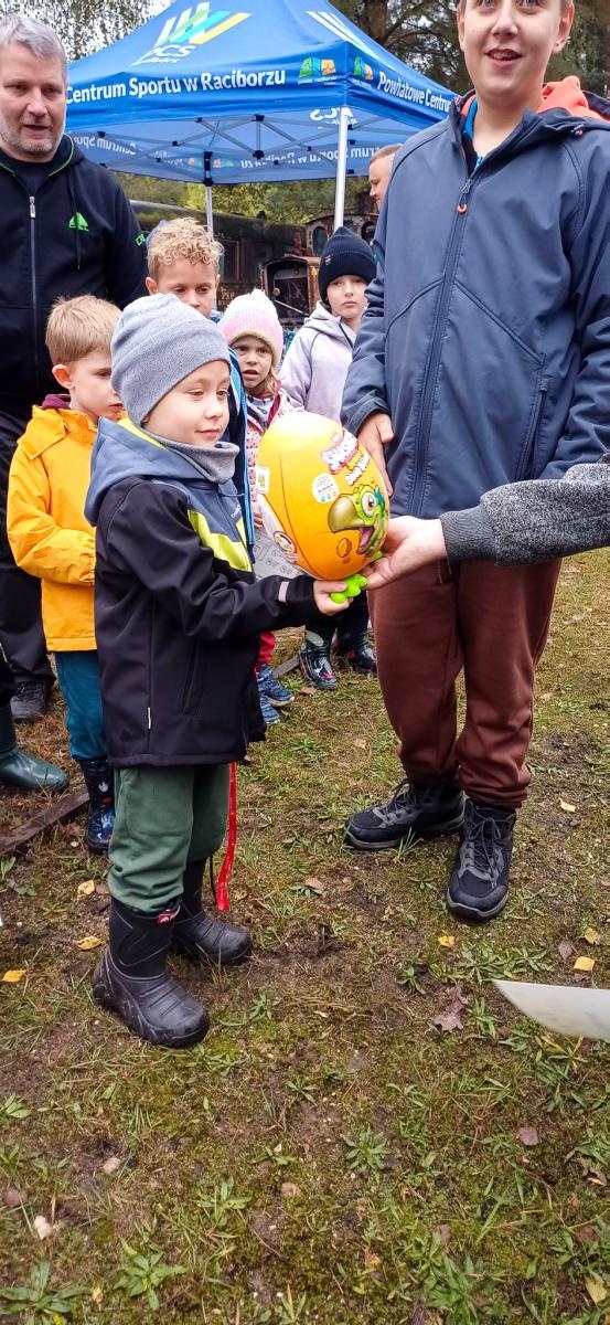 Zdjęcie w galerii na portalu naszraciborz.pl: Grzybiarze ziemi raciborskiej poszli na rekord. 250 osób zebrało prawie pół tony grzybów wiadomości z regionu