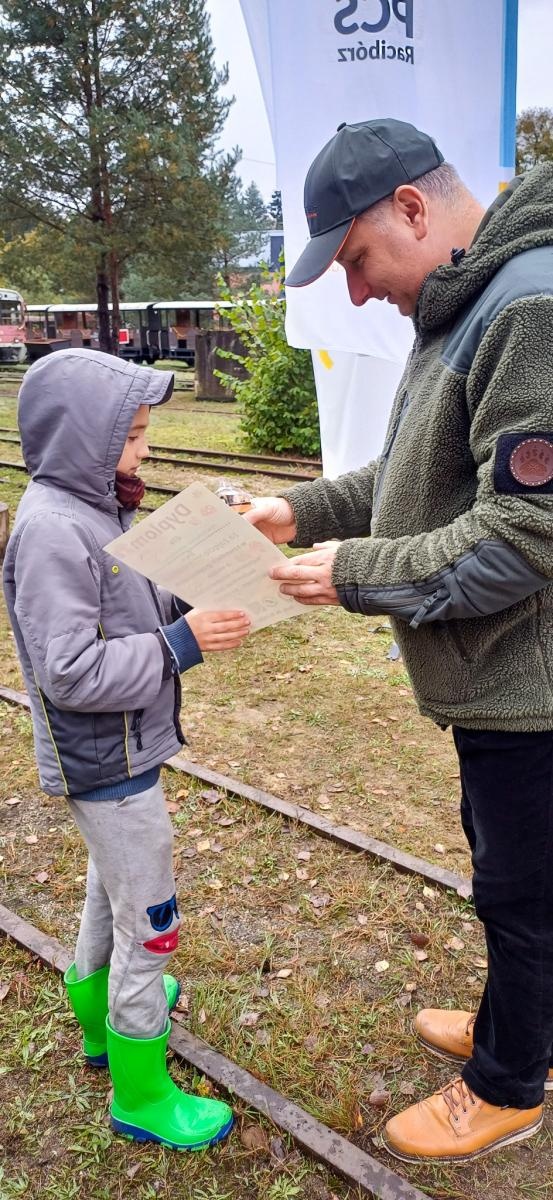Zdjęcie w galerii na portalu naszraciborz.pl: Grzybiarze ziemi raciborskiej poszli na rekord. 250 osób zebrało prawie pół tony grzybów wiadomości z regionu