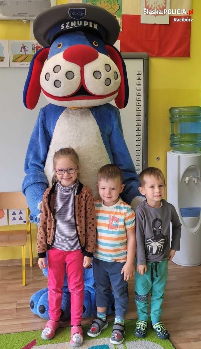 Zdjęcie w galerii na portalu naszraciborz.pl: O bezpieczeństwie w towarzystwie Sznupka wiadomości z regionu