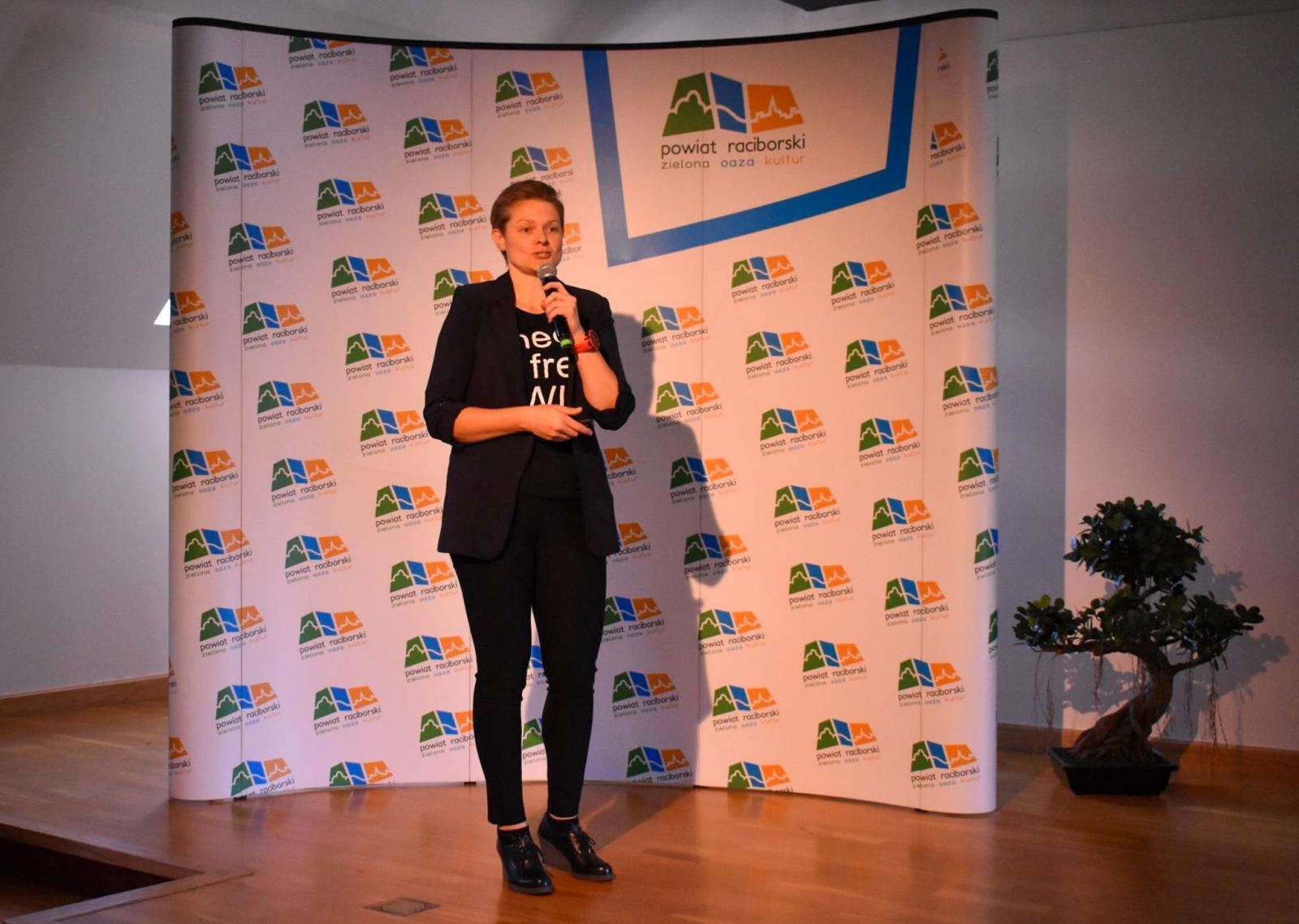 Zdjęcie w galerii na portalu naszraciborz.pl: Śląskie Forum Oświaty obchodzi XX-lecie w Raciborzu wiadomości z regionu