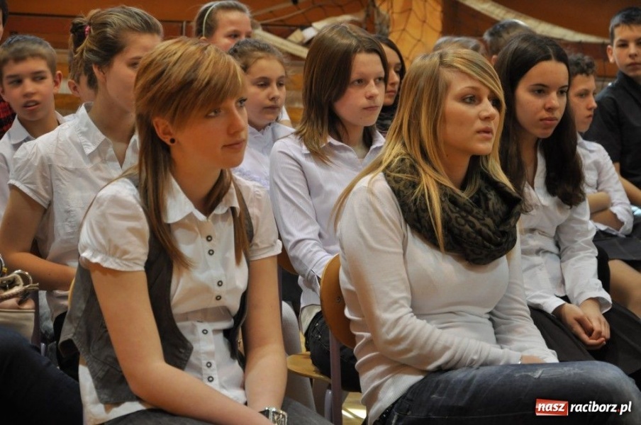 Zdjęcie w galerii na portalu naszraciborz.pl: W gwarze laskiej i z humorem wiadomości z regionu