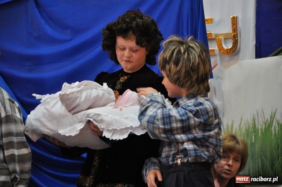 Zdjęcie w galerii na portalu naszraciborz.pl: W gwarze laskiej i z humorem wiadomości z regionu