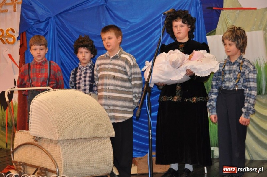 Zdjęcie w galerii na portalu naszraciborz.pl: W gwarze laskiej i z humorem wiadomości z regionu