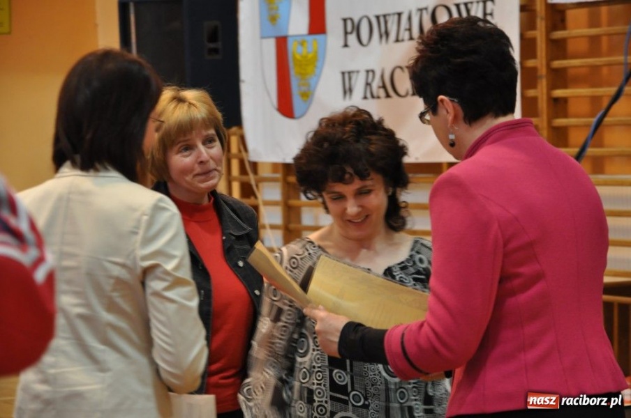 Zdjęcie w galerii na portalu naszraciborz.pl: W gwarze laskiej i z humorem wiadomości z regionu