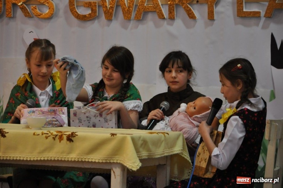 Zdjęcie w galerii na portalu naszraciborz.pl: W gwarze laskiej i z humorem wiadomości z regionu