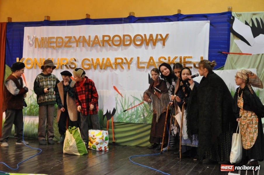 Zdjęcie w galerii na portalu naszraciborz.pl: W gwarze laskiej i z humorem wiadomości z regionu