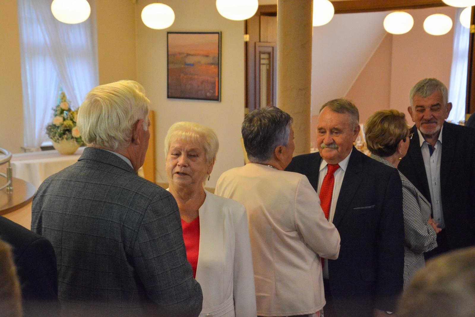 Zdjęcie w galerii na portalu naszraciborz.pl: Złote gody w Raciborzu. Osiem par z medalem prezydenta wiadomości z regionu