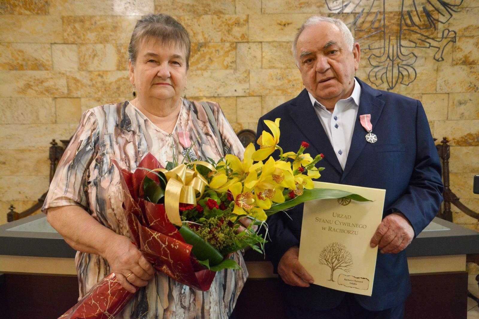 Zdjęcie w galerii na portalu naszraciborz.pl: Złote gody w Raciborzu. Osiem par z medalem prezydenta wiadomości z regionu