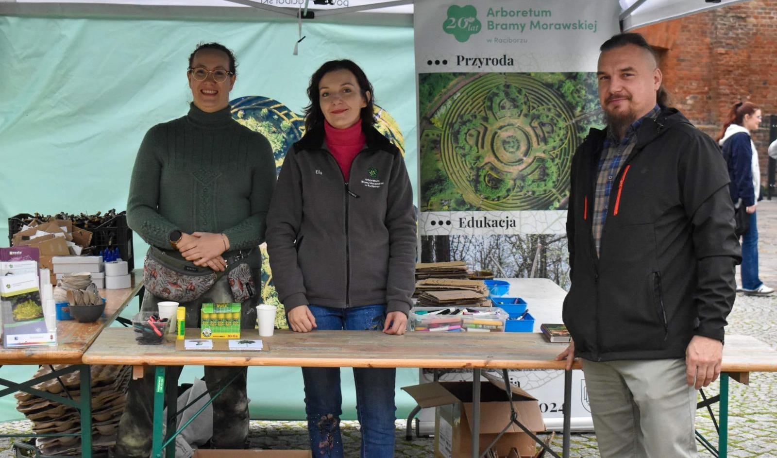 Zdjęcie w galerii na portalu naszraciborz.pl: Bezpieczne grzybobranie na Zamku Piastowskim: Frekwencja dopisała! wiadomości z regionu