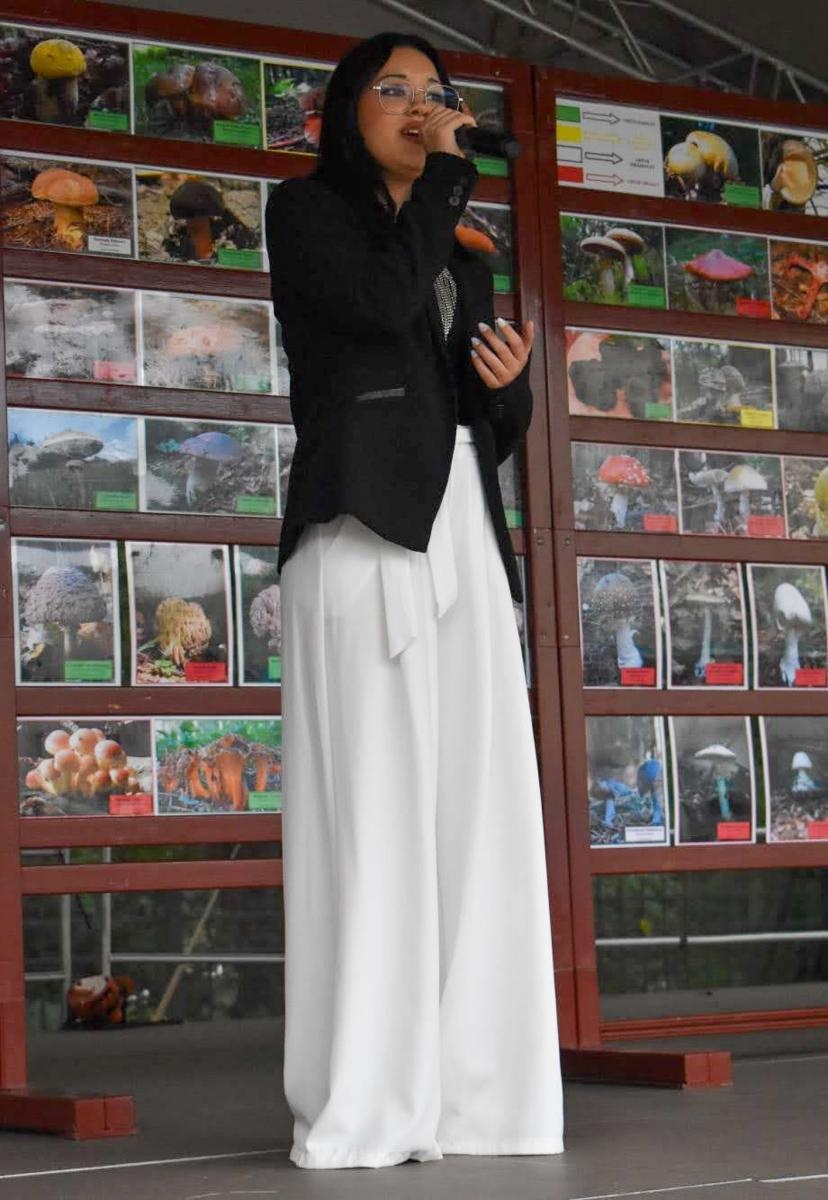 Zdjęcie w galerii na portalu naszraciborz.pl: Bezpieczne grzybobranie na Zamku Piastowskim: Frekwencja dopisała! wiadomości z regionu