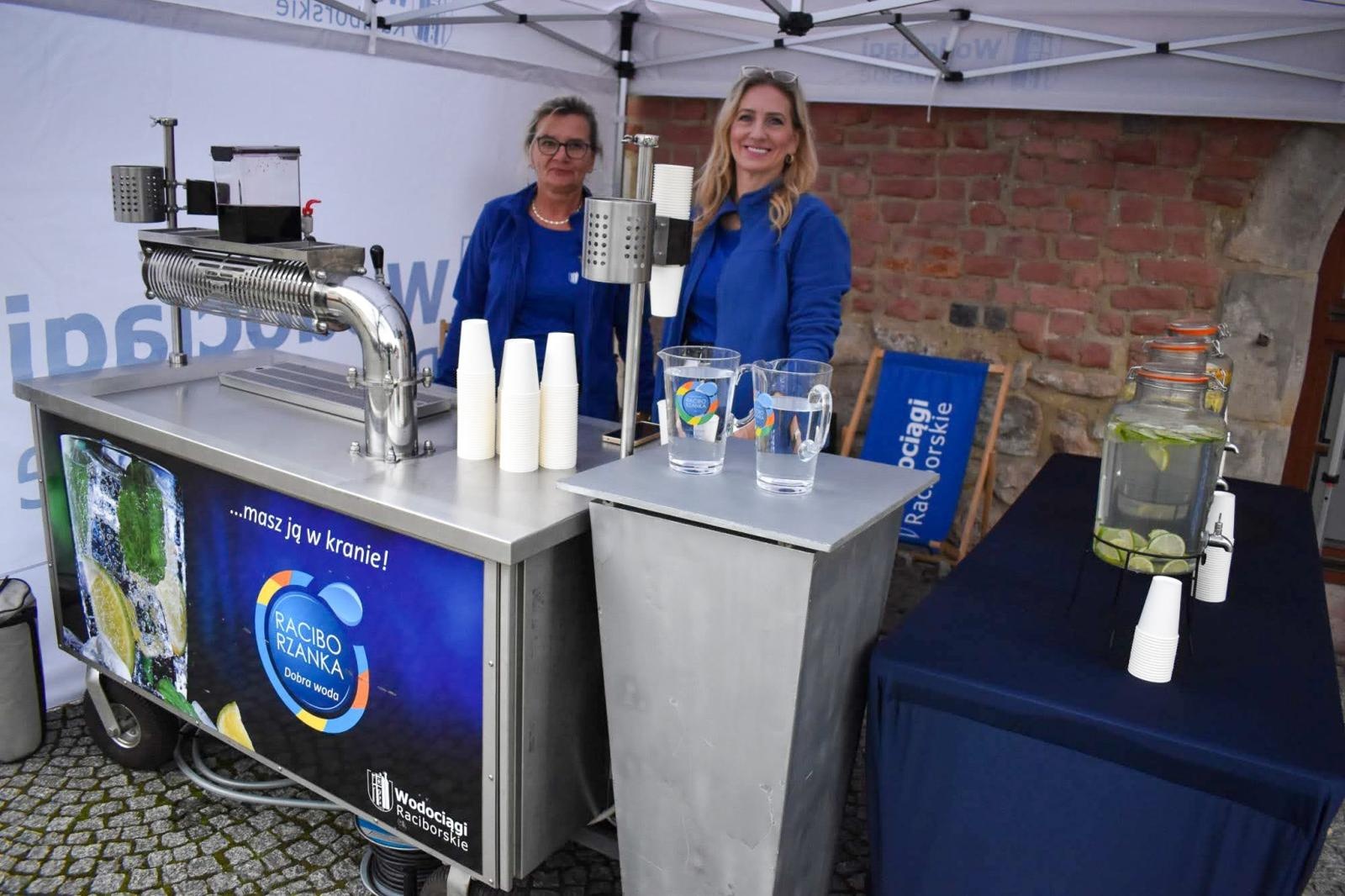 Zdjęcie w galerii na portalu naszraciborz.pl: Bezpieczne grzybobranie na Zamku Piastowskim: Frekwencja dopisała! wiadomości z regionu