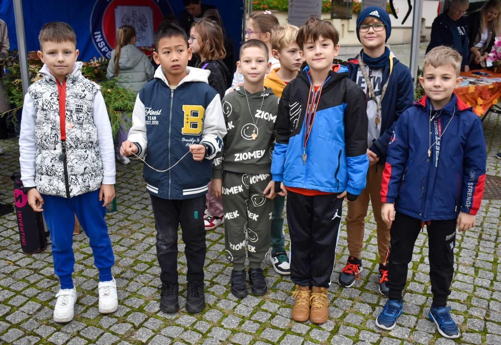 Zdjęcie w galerii na portalu naszraciborz.pl: Bezpieczne grzybobranie na Zamku Piastowskim: Frekwencja dopisała! wiadomości z regionu