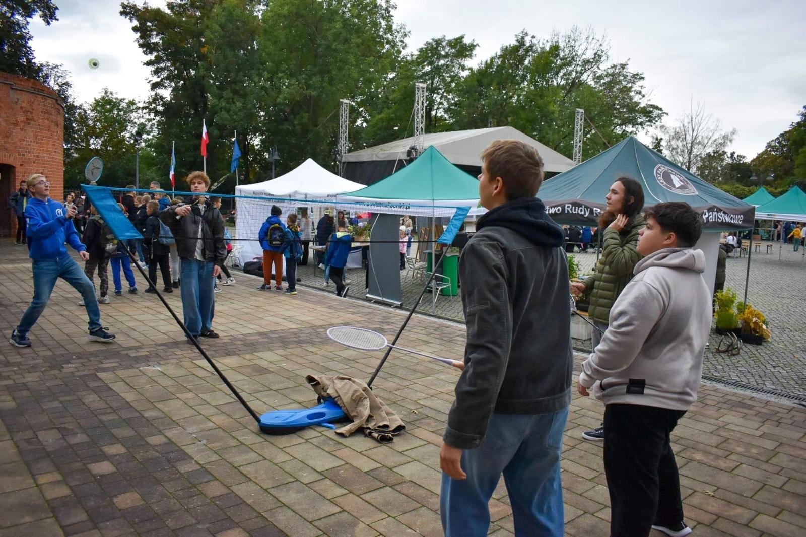 Zdjęcie w galerii na portalu naszraciborz.pl: Bezpieczne grzybobranie na Zamku Piastowskim: Frekwencja dopisała! wiadomości z regionu