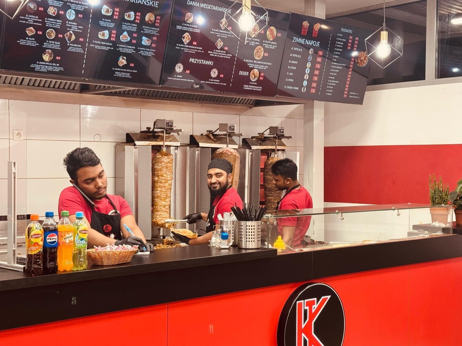 Zdjęcie w galerii na portalu naszraciborz.pl: Kebab Inn Racibórz świętuje 5. urodziny! Specjalne promocje dla mieszkańców! wiadomości z regionu