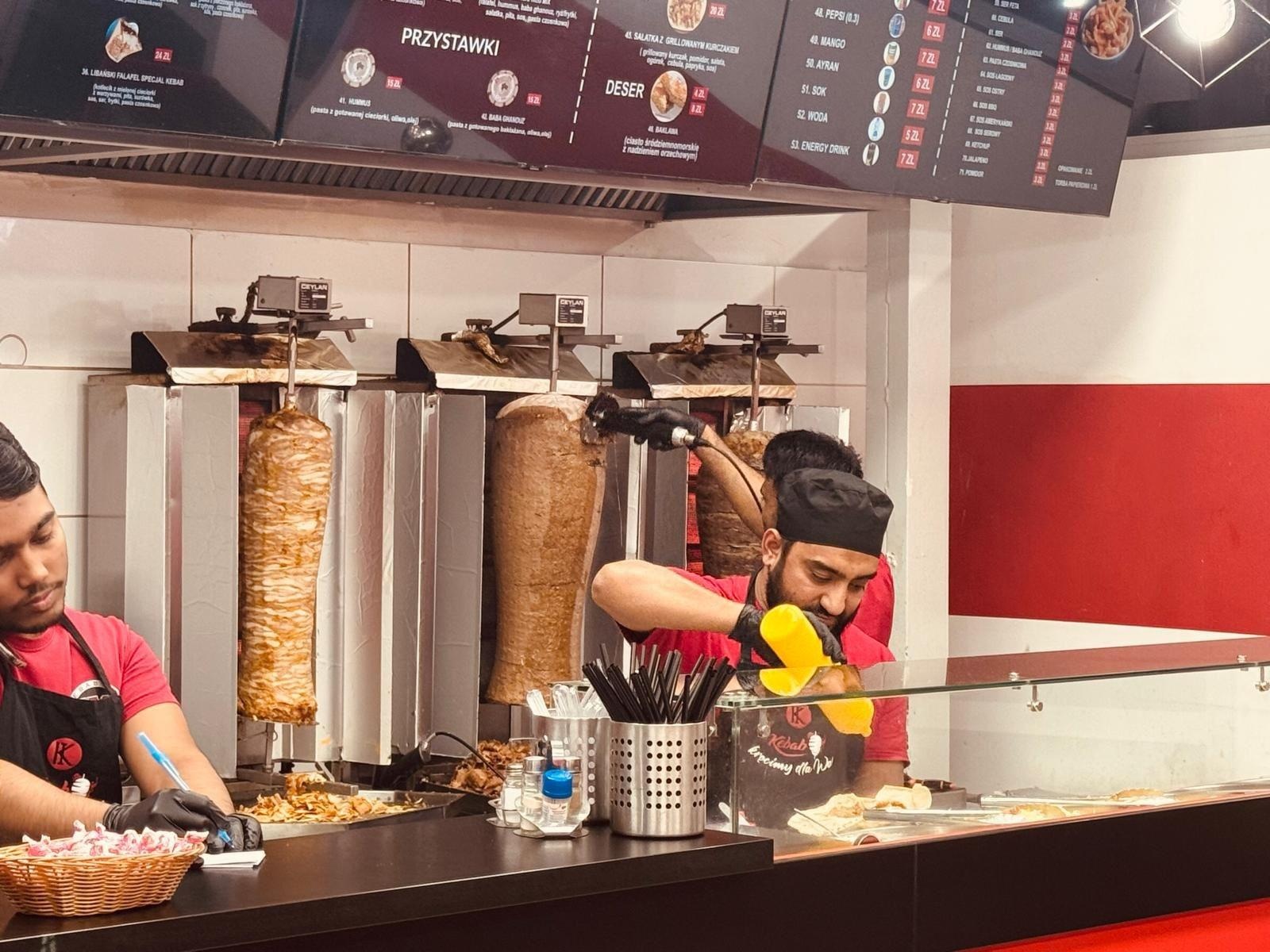 Zdjęcie w galerii na portalu naszraciborz.pl: Kebab Inn Racibórz świętuje 5. urodziny! Specjalne promocje dla mieszkańców! wiadomości z regionu