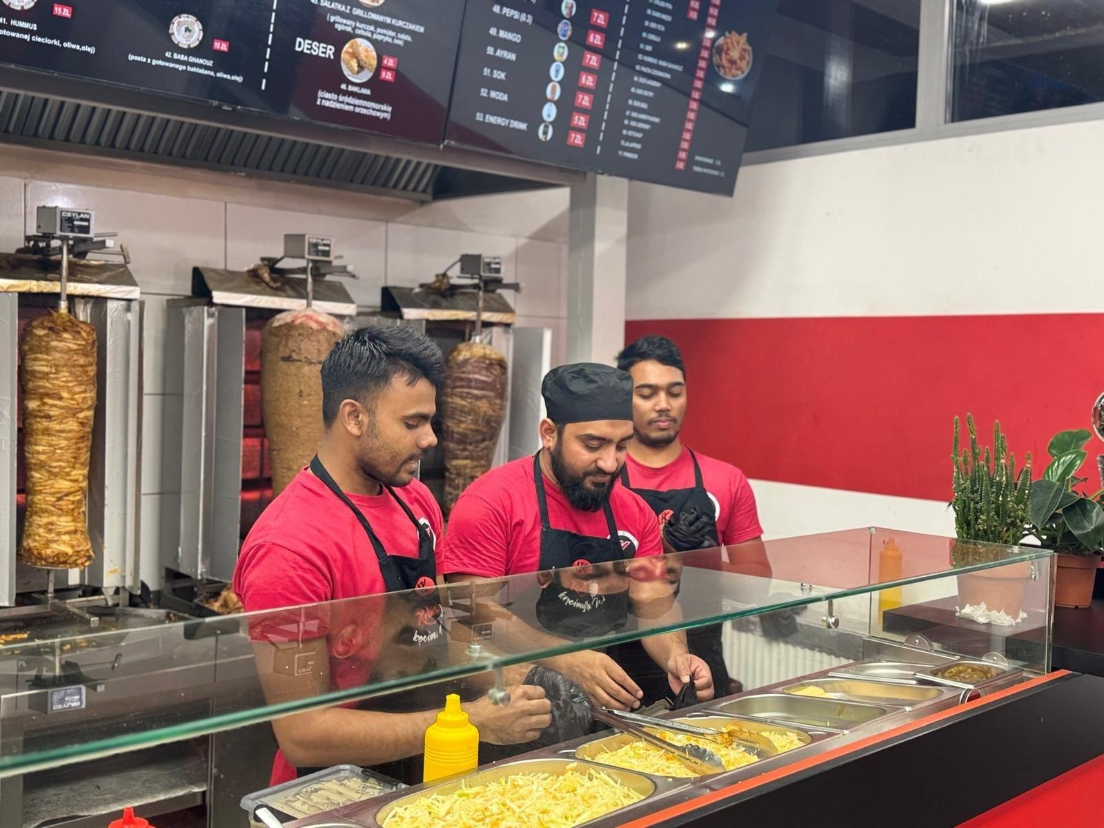 Zdjęcie w galerii na portalu naszraciborz.pl: Kebab Inn Racibórz świętuje 5. urodziny! Specjalne promocje dla mieszkańców! wiadomości z regionu