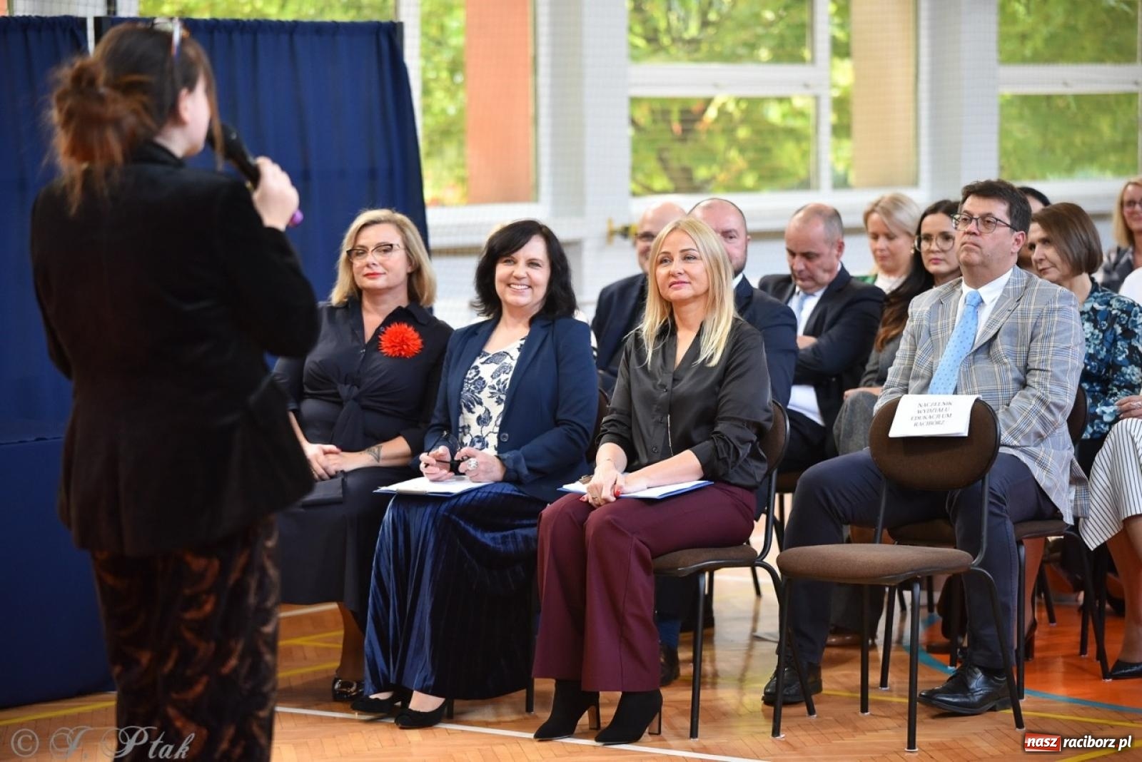 Zdjęcie w galerii na portalu naszraciborz.pl: Miejskie obchody Dnia Edukacji Narodowej [FOTO i WIDEO] wiadomości z regionu