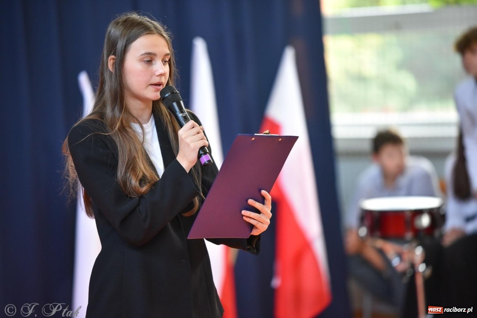 Zdjęcie w galerii na portalu naszraciborz.pl: Miejskie obchody Dnia Edukacji Narodowej [FOTO i WIDEO] wiadomości z regionu