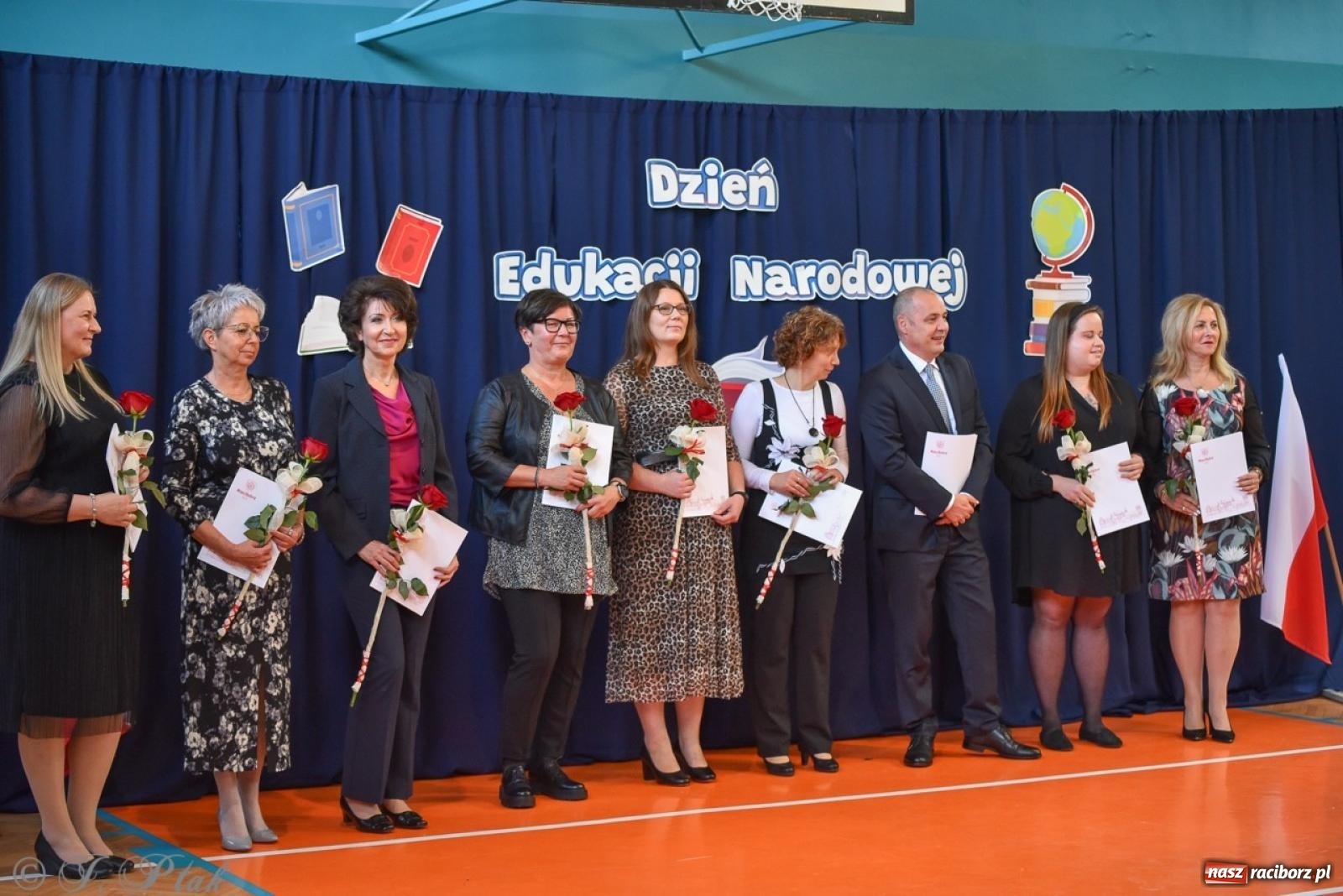 Zdjęcie w galerii na portalu naszraciborz.pl: Miejskie obchody Dnia Edukacji Narodowej [FOTO i WIDEO] wiadomości z regionu