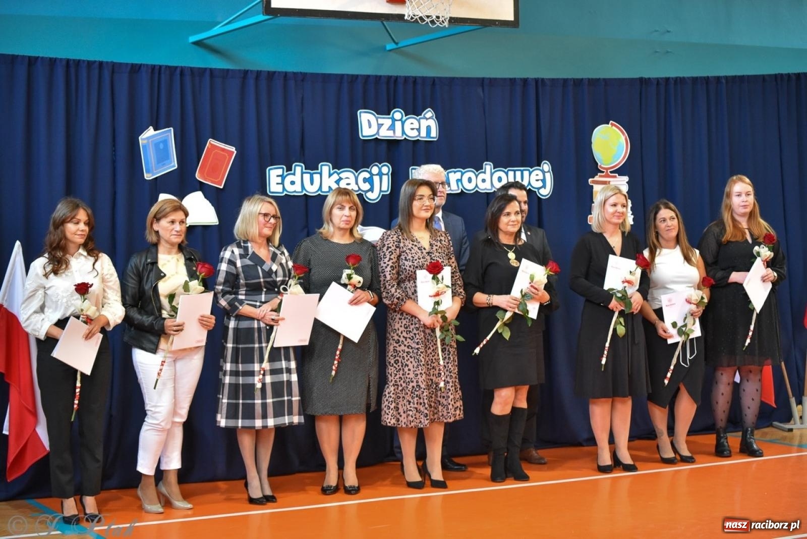 Zdjęcie w galerii na portalu naszraciborz.pl: Miejskie obchody Dnia Edukacji Narodowej [FOTO i WIDEO] wiadomości z regionu