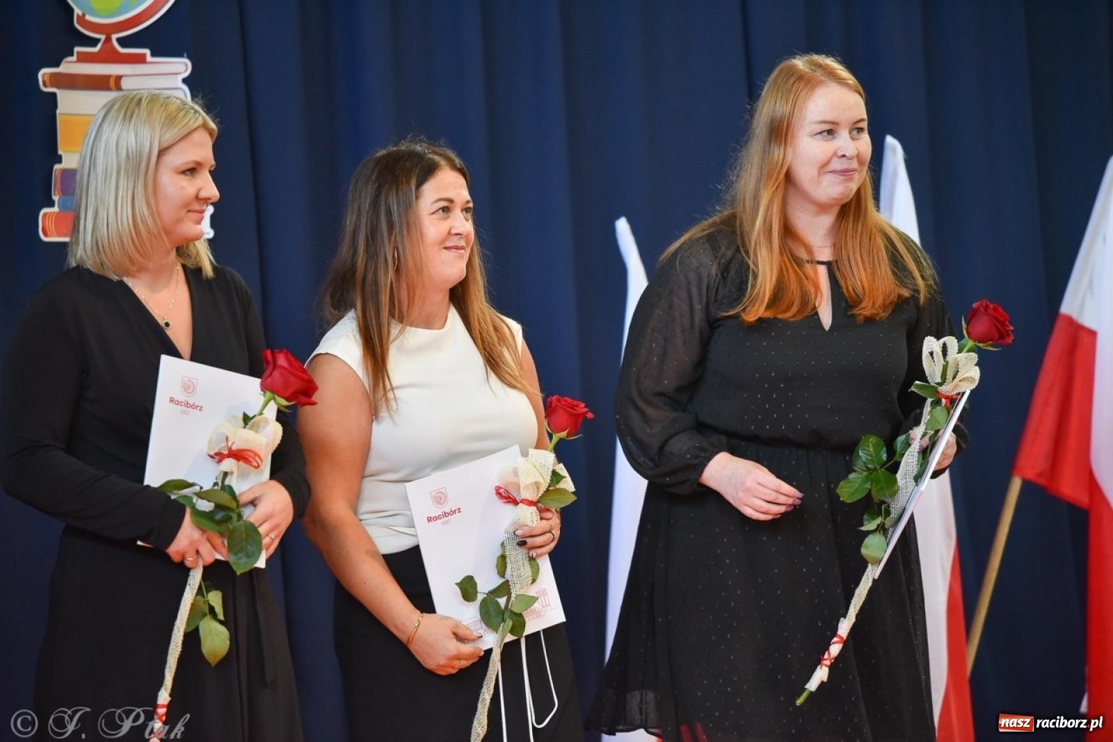 Zdjęcie w galerii na portalu naszraciborz.pl: Miejskie obchody Dnia Edukacji Narodowej [FOTO i WIDEO] wiadomości z regionu