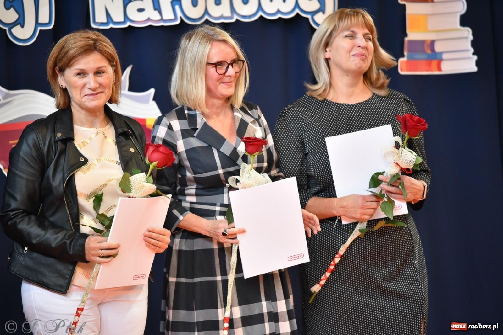 Zdjęcie w galerii na portalu naszraciborz.pl: Miejskie obchody Dnia Edukacji Narodowej [FOTO i WIDEO] wiadomości z regionu