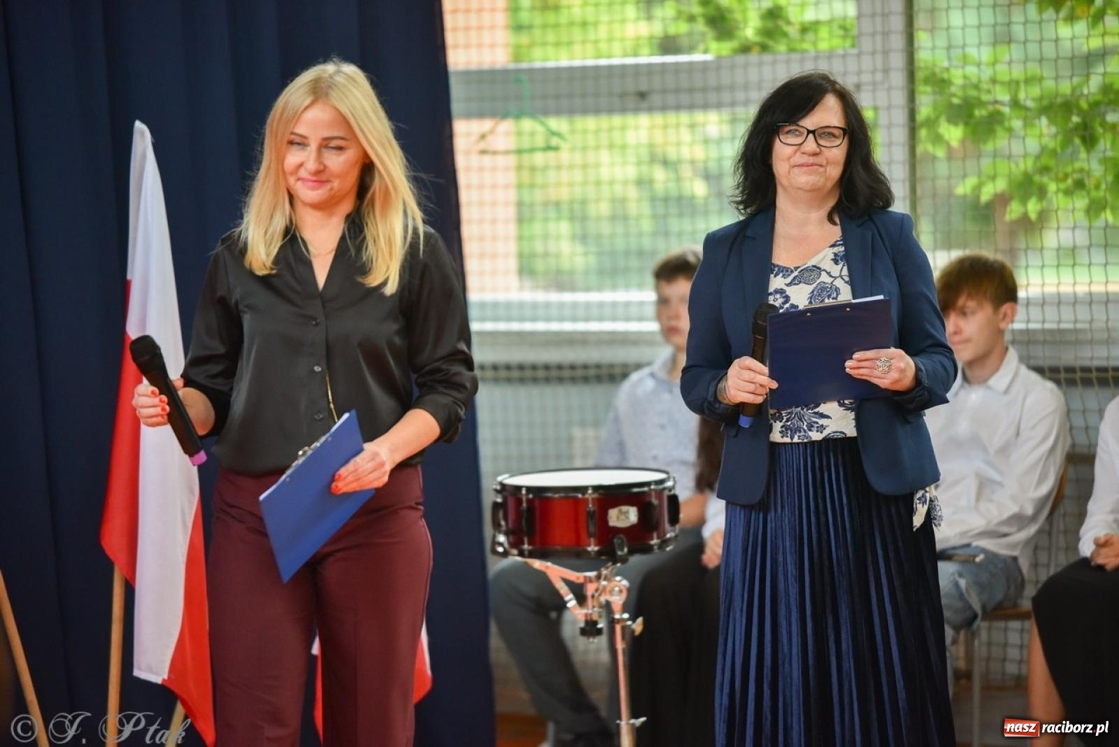 Zdjęcie w galerii na portalu naszraciborz.pl: Miejskie obchody Dnia Edukacji Narodowej [FOTO i WIDEO] wiadomości z regionu