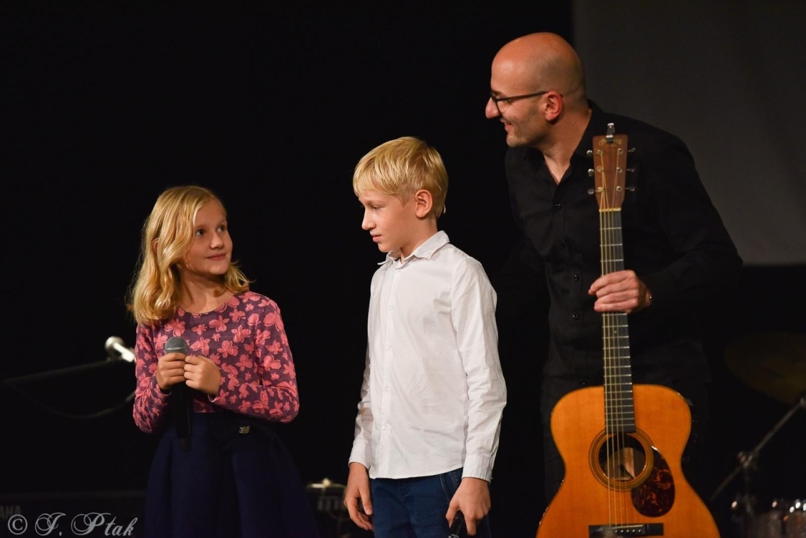 Zdjęcie w galerii na portalu naszraciborz.pl: Głosy dla hospicjum: koncert dobroczynny na rzecz Hospicjum św. Józefa w Raciborzu [FOTO i WIDEO] wiadomości z regionu