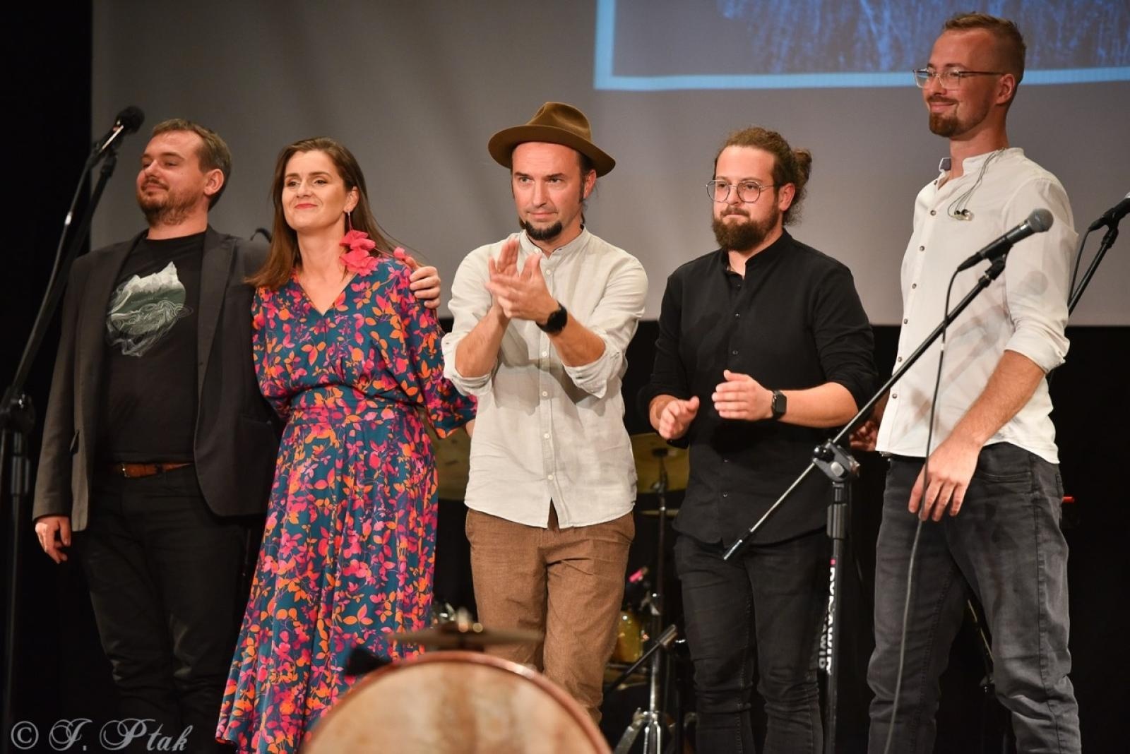 Zdjęcie w galerii na portalu naszraciborz.pl: Głosy dla hospicjum: koncert dobroczynny na rzecz Hospicjum św. Józefa w Raciborzu [FOTO i WIDEO] wiadomości z regionu